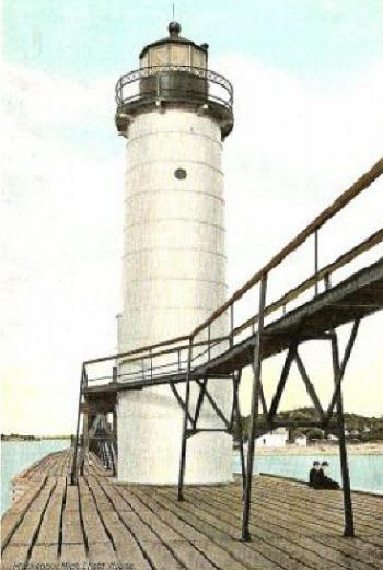 Muskegon Lighthouse Coastguard Station