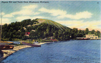Muskegon's Pigeon Hill - looking west